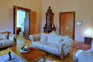 Zamek Cerveny Hradek