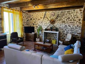 Maisons de vacances Gite a la ferme au coeur de l'Auvergne : photos des chambres