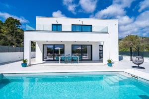 Villa Invigo - Brand New Private Pool Villa