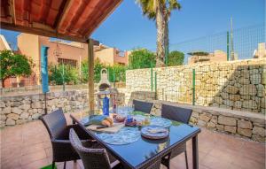 Gorgeous Home In Isla Plana With Wifi