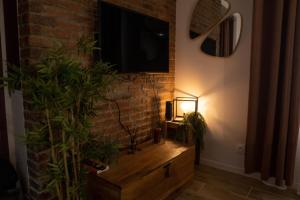 Appartements Studio coeur de ville sanary tres cosy parking : photos des chambres