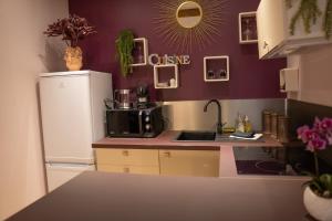 Appartements Studio coeur de ville sanary tres cosy parking : Appartement 1 Chambre