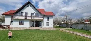 Pensiunea Casa Mădă - Poenari