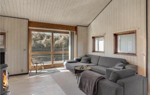 3 Bedroom Nice Home In Løkken