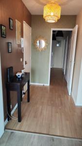 Appartements Appartement 100m2 pres du metro et aeroport : photos des chambres