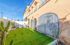 Lovely Apartment In Miami Platja - 霍斯皮塔勒·德尔英福