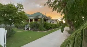 Area51 Warwick - Leslie