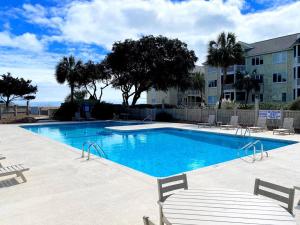 Port O Call C302 - IOP Island Retreat! Treetop Oceanview!