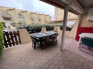 Appartement 2 pièces accès direct plage, animaux acceptés, parking - FR-1-387-193