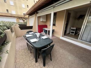 Appartement 2 pièces accès direct plage, animaux acceptés, parking - FR-1-387-193