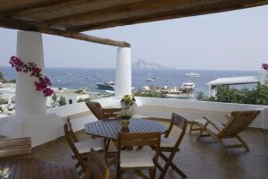 3 stern hotel Hotel Tesoriero Panarea Italien