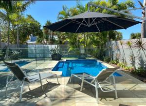 The Palm - Beachside Home with Heated Pool, Cinema & Games Room