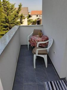Apartment Jasmina - with balcony and free parking