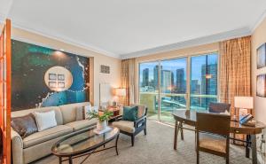 Balcony Full Strip View Suite MGM Signature FREE VALET