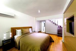 The Place Suit & Apartments