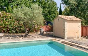 Maisons de vacances Awesome Home In Sablet With Outdoor Swimming Pool, Wifi And Private Swimming Pool : photos des chambres