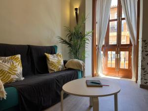 Amazing Apartment in Malaga Oldtown Calle Carreteria FREE WIFI&AC