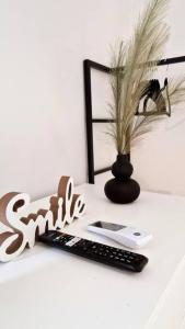 Chic apt near Acropolis - Avdi square