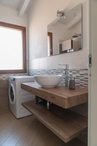 Waterfront apartment Olbia img10