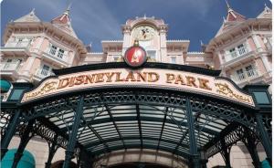 B&B / Chambres d'hotes L'Escapade Enchantee Paris-Disneyland : photos des chambres