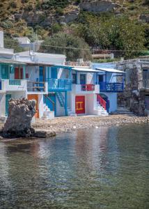 Blue Traditional Boathouse in Klima