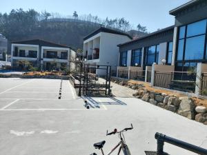 Seolli Resort Pension