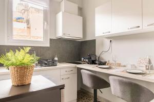 Stylish and central apt near Acropolis - Avdi square