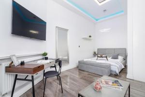 Studio Cracow Starowiślna 41 & 43 by Renters