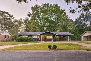 Cheerful 3 BR 2BA Home in Great Neighborhood! - Lonoke