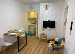 Cozy & fully equipped studio in the heart of downtown and next to Kalemegdan