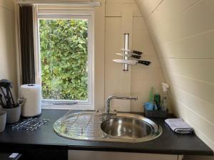 Cosy Glamping Pod with Ensuite WC Near Kingsbridge & Salcombe