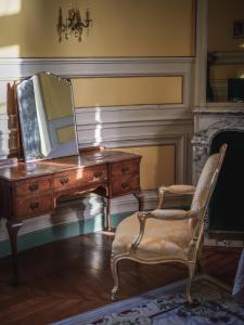 Hotels Chateau d'Ermenonville : photos des chambres