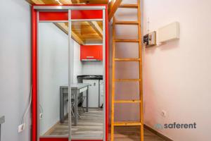 Tiny little home in the city centre