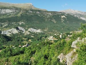 B&B / Chambres d'hotes La Peyregoune, logement en pleine nature et table d'hotes : photos des chambres