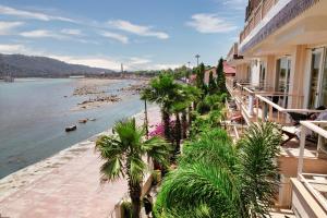 Yog Niketan By Sanskriti