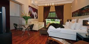 Saffron Guest House, Guest houses - Johannesburg