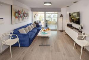 Sea view penthouse in Vari