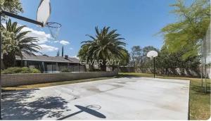 Luxury Home with private pool and full size basketball court