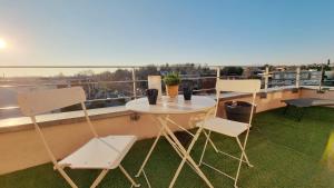 Appartements Le SMART - Parking - Terrasse - Wifi - Mulhouse - Relax BNB : photos des chambres