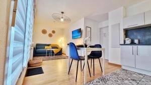 Appartements Le SMART - Parking - Terrasse - Wifi - Mulhouse - Relax BNB : photos des chambres