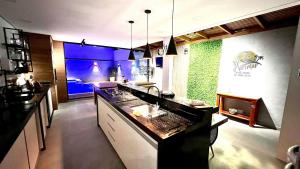 Piscina com Hidro,Ping Pong e sinuca em Cond