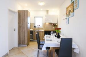 Apartments Mirela 