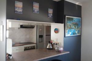 Stunning apartment with ocean views and Table Mountain
