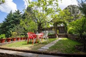 Avenida Snowcap Retreat