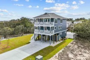 The Blue Marlin - Avalon Bench