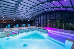 Campings Camping Les Carolins : photos des chambres