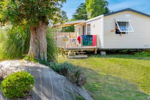 Campings Camping Les Carolins : photos des chambres