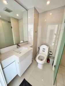 COOL VIEW Studio in CCR Condo