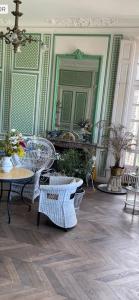 B&B / Chambres d'hotes Chateau de Freschines : photos des chambres