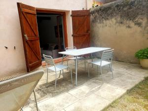 Appartements Appartement au coeur de cassis avec jardin : photos des chambres